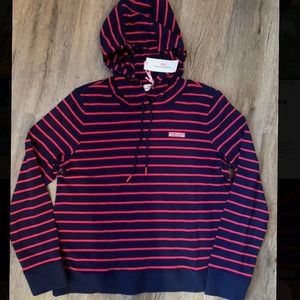 Vineyard Vines light-weight pullover hoodie